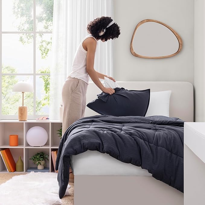 UGG Leonora Comforter Set with 1 Pillow Sham Lightweight Down Alternative Blanket Reversible All Season Washable and Hypoallergenic Bedding Set for College Dorm, Twin/Twin XL, Navy Blue