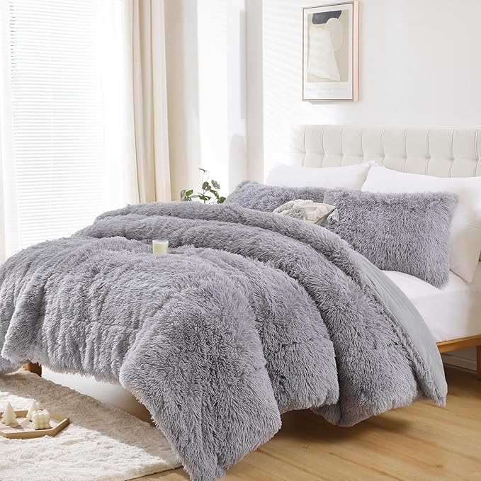 Smoofy Fluffy Full Size Comforter Set, Faux Fur Comforter Set, Luxury Fuzzy Bedding Set, Soft Shaggy Full Bed Set for All Season, 3 Pieces - 1 Comforter & 2 Pillowcases, Grey
