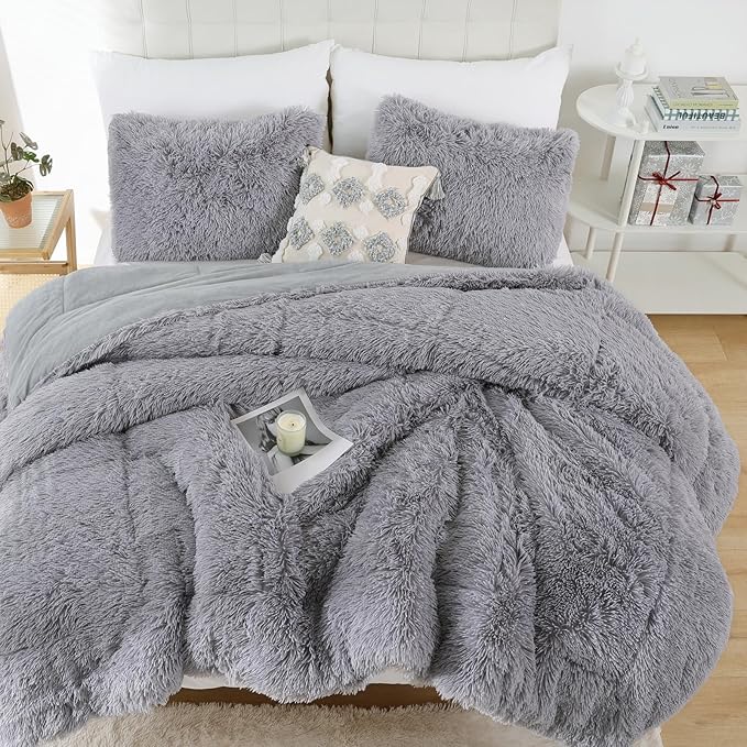 Smoofy Fluffy Full Size Comforter Set, Faux Fur Comforter Set, Luxury Fuzzy Bedding Set, Soft Shaggy Full Bed Set for All Season, 3 Pieces - 1 Comforter & 2 Pillowcases, Grey