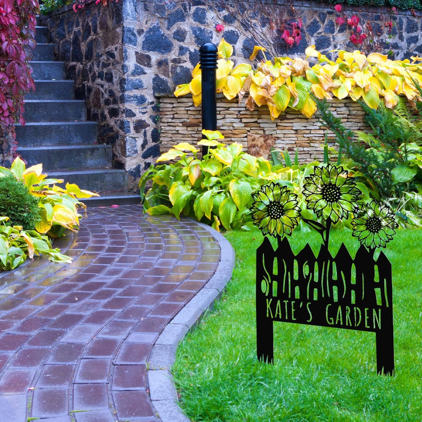 Custom Sunflower Metal Garden Sign with Stakes, Flower Garden Decor, Personalized Family Name Sign, Farmhouse Yard Decorative, Patio Art, Mother's Day Gift, Mom Gift, Housewarming Gift