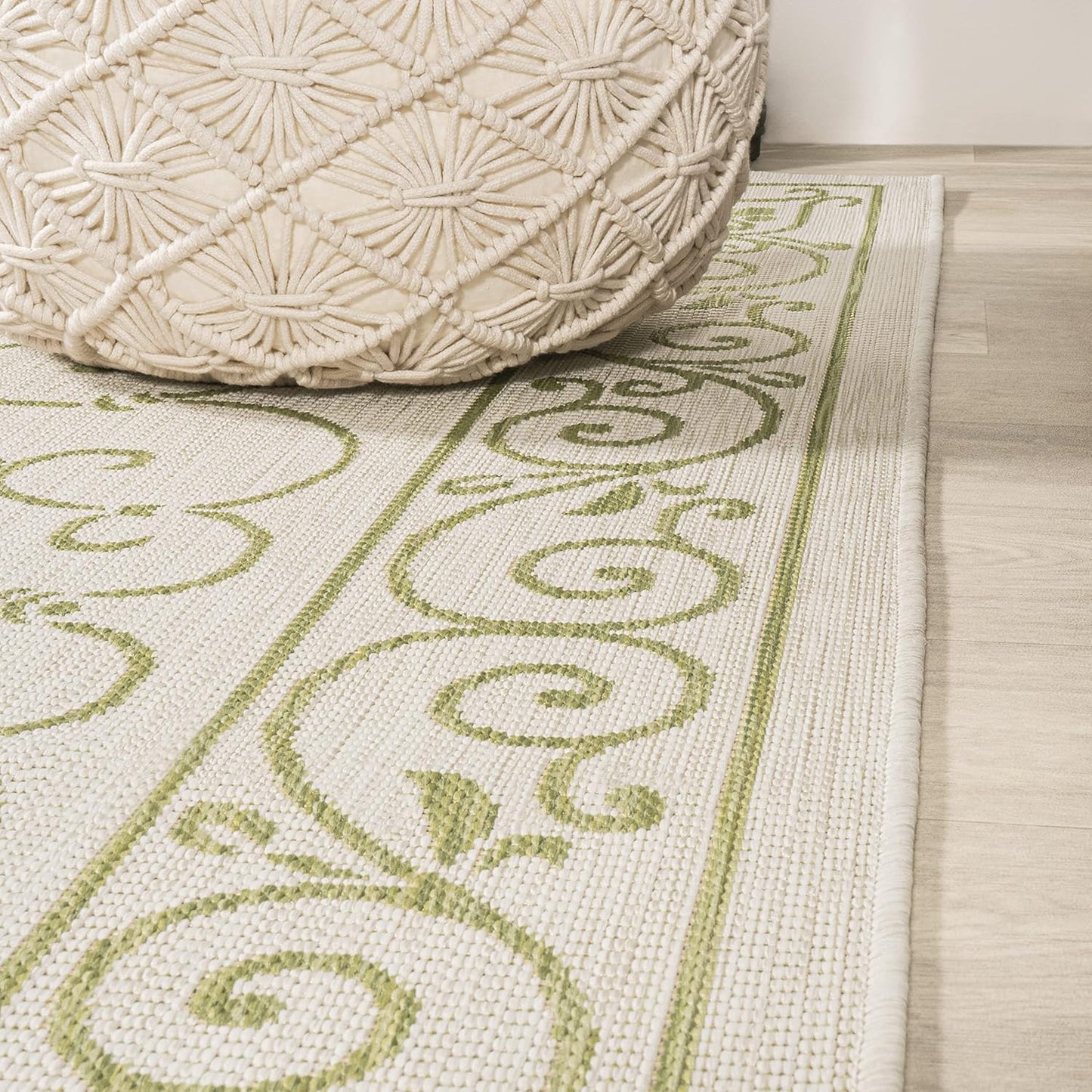 JONATHAN Y Vintage Filigree Indoor Outdoor Runner Rug 2X10 Cream/Green, Charleston Textured Weave for Backyard, Patio, Porch, Easy-Cleaning, High Traffic, Pet-Friendly, Non-Shedding (SMB106I-210)