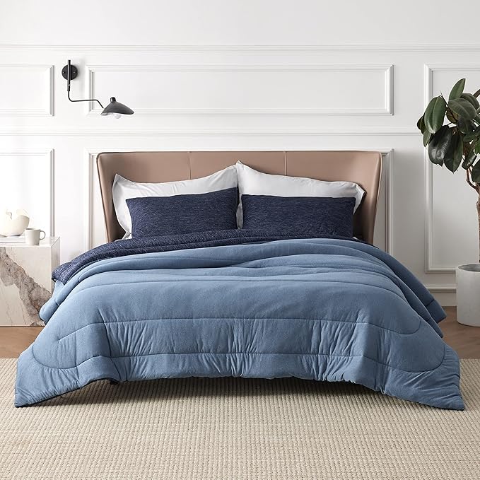 Bedsure King Comforter Set - Cooling and Warm Bed Set, Navy Blue Reversible Bedding for All Season, 3 Pieces, 1 King Size Comforter (102"x90") and 2 Pillow Cases (20"x36")