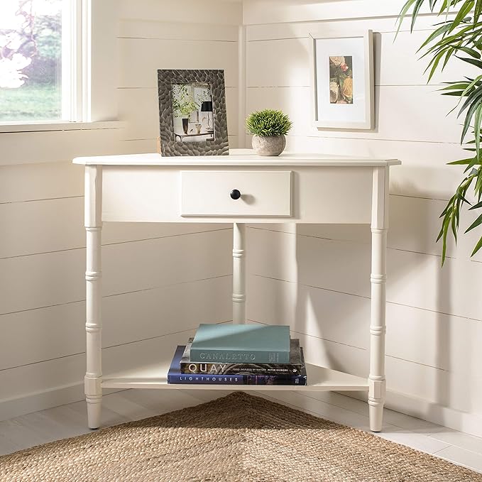 SAFAVIEH Home Collection – Gomez Distressed Cream Corner Accent Table with Drawer & Shelf, Space-Saving Triangular Design, Small Space Storage Table (AMH5709C)