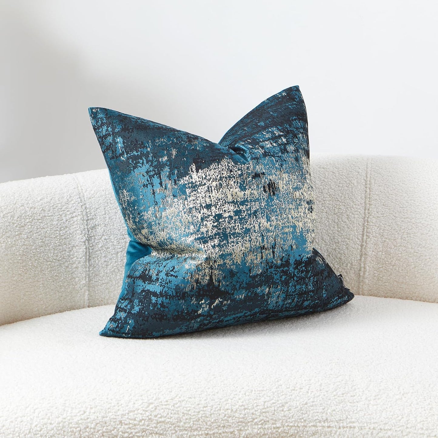 THE-TINOART Teal & Gold Embroidered Jacquard Pillow Cover 20x20 Inches - Luxury Reversible Decorative Throw Pillow Cover with Gold Thread & Velvet Backing, Elegant Holiday Home Decor