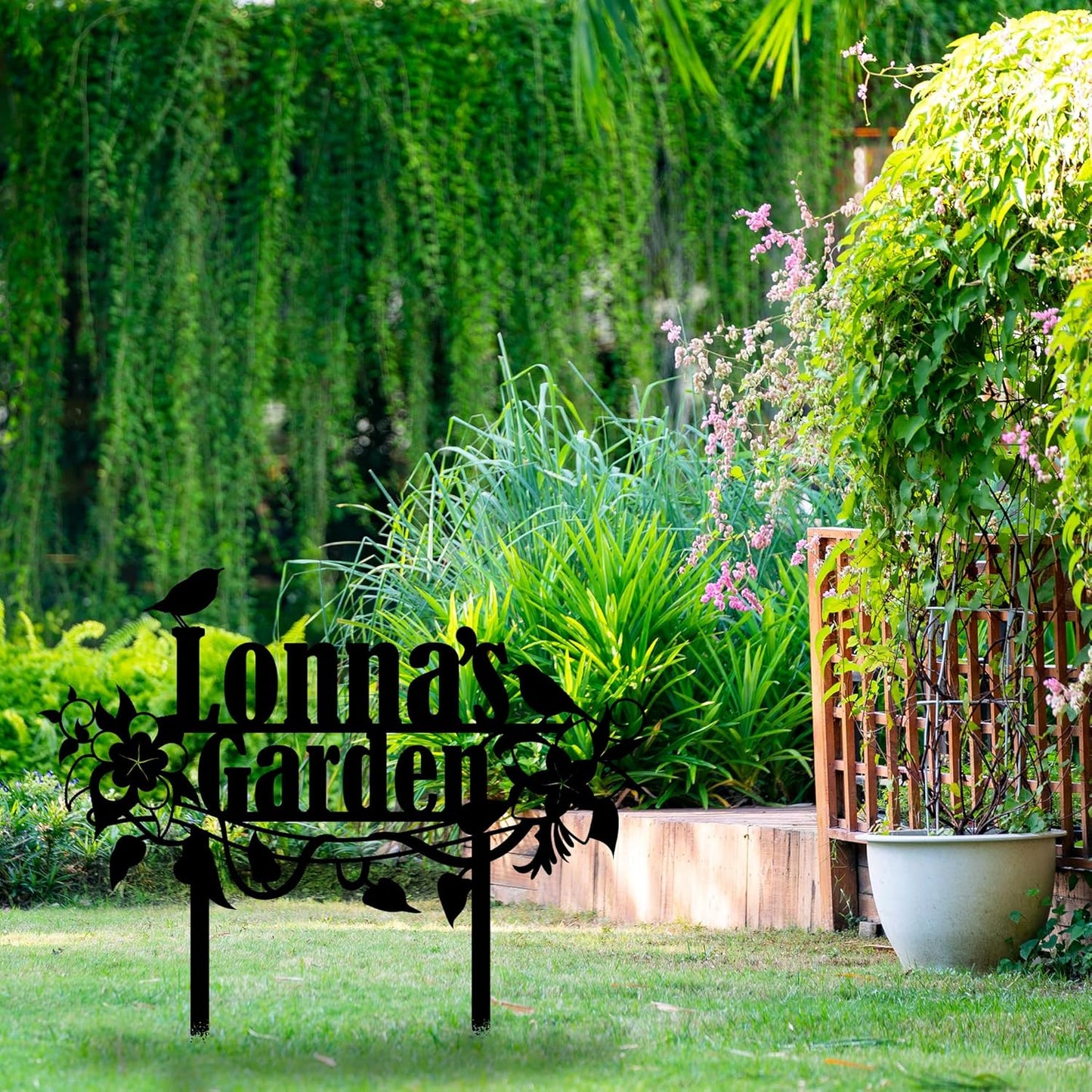 Personalized Flower and Bird Metal Garden Stake, Bird Garden Sign, Custom Flower Yard Decor, Mom's Garden Gift, Gardener Family Name Sign, Patio Home Gift, Yard Art, Housewarming Gift