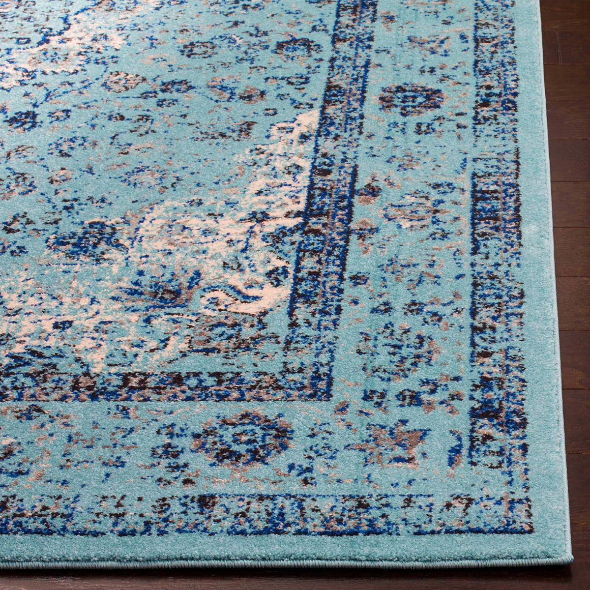 Evoke Collection Runner Rug (32.4 Count)