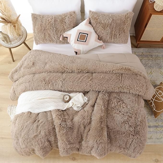 Smoofy Fluffy Twin Comforter Set, Faux Fur Comforter Set, Luxury Fuzzy Twin Bedding Set, Soft Shaggy Bed Set for All Season, 2 Pieces - 1 Comforter & 1 Pillowcase, Khaki