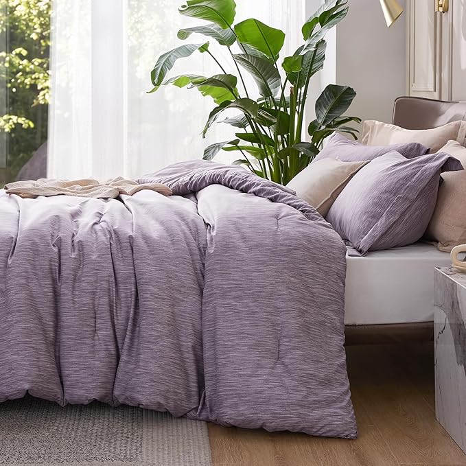 Bedsure Queen Comforter Set - Dark Red Comforter Queen Size, Soft Bedding for All Seasons, Cationic Dyed Bedding Set, 3 Pieces, 1 Comforter (90"x90") and 2 Pillow Shams (20"x26"+2")