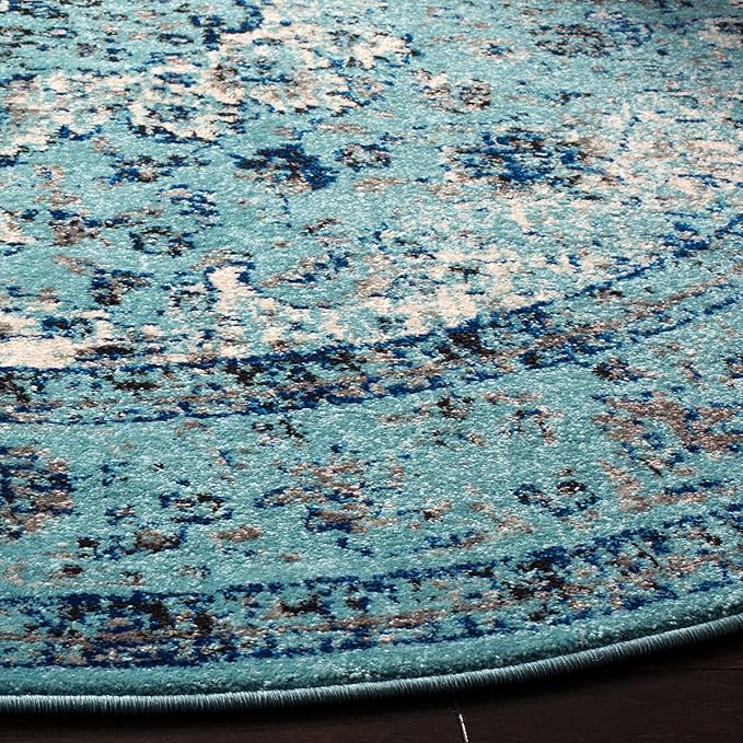 SAFAVIEH Evoke Collection Area Rug - 5'1" Round, Light Blue, Shabby Chic Oriental Medallion Design, Non-Shedding & Easy to Clean, Ideal for Living Room, Bedroom, Dining Space (EVK220E)