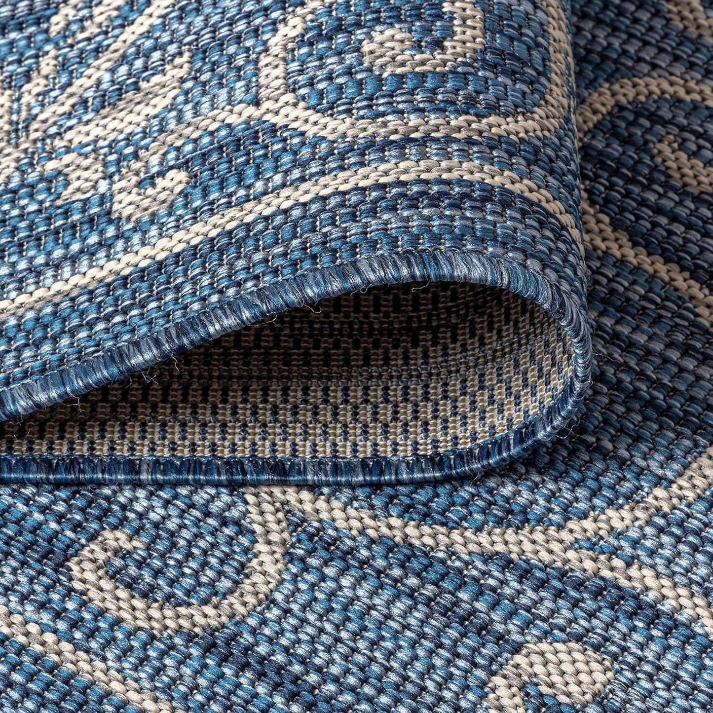 JONATHAN Y Vintage Filigree Indoor Outdoor Square Area Rug 9X9 Navy/Gray, Charleston Textured Weave for Backyard, Patio, Porch, Easy-Cleaning, High Traffic, Pet-Friendly, Non-Shedding (SMB106D-9SQ)